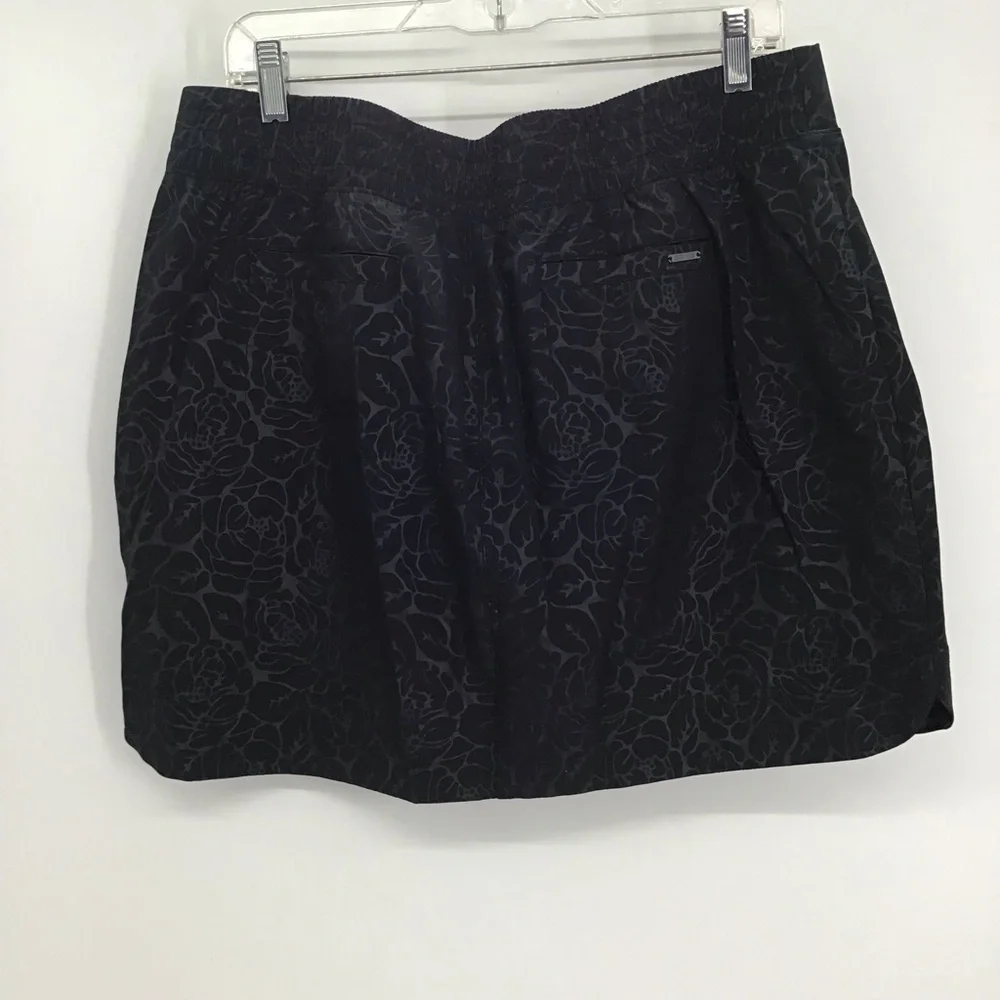 Orvis Women’s Cheetah Print Travel Skort Casual Weekend Black Size Large